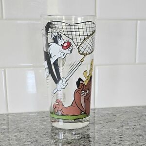 Vintage 1976 Pepsi Collector Series Sylvester and Tweety Bird‎ Glass